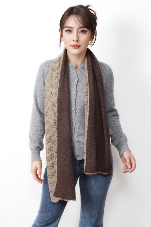 Reversible Cashmere Knitted Scarf Mocha Brown Lace Flower White Design 6